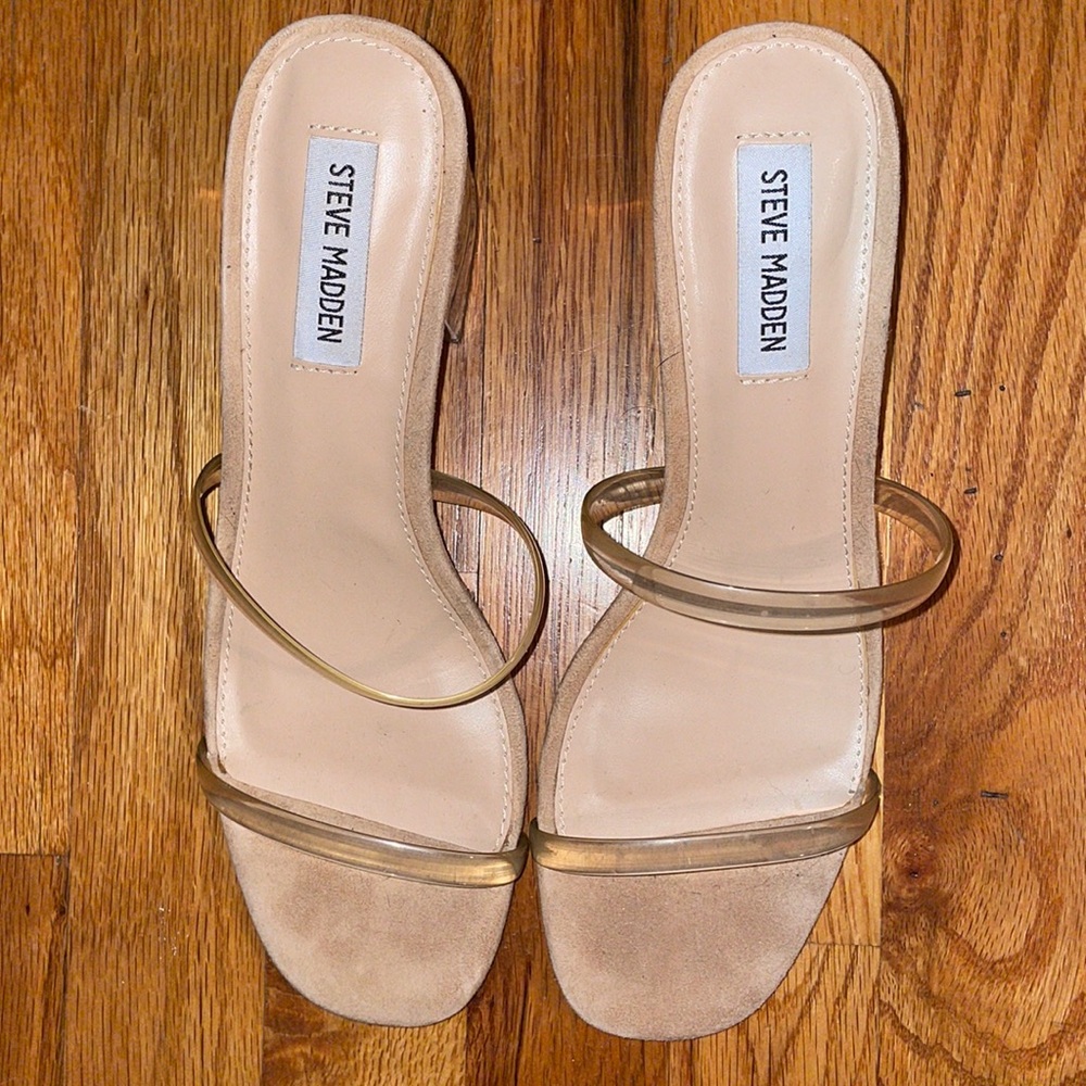 Steve Madden  (NWOT) block heel sandals for women. Size 9.5.